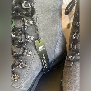New SOREL Womens Lennox Lace WATERPROOF/Impermeable Gray Boots/ Size 7 US